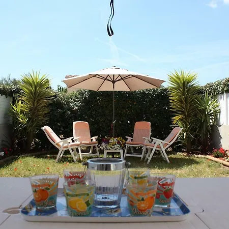 La Joncquiere Rubis Centre * Six-Fours-les-Plages